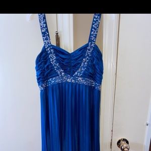 Medium sized blue long dress.